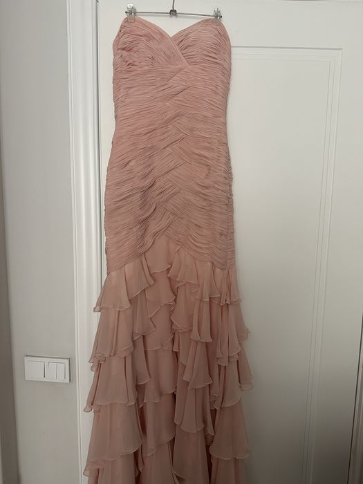 Вечернее платье в форме рыбки