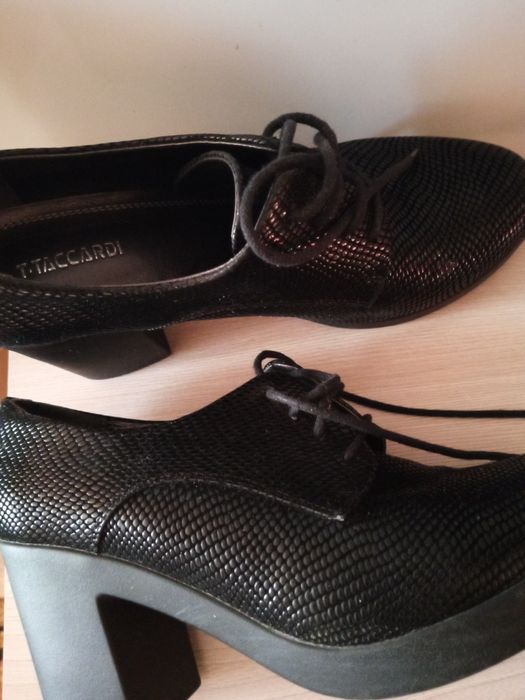 Ботильоны женские.