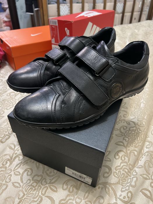 Продам кроссовки Baldinini, размер 42!