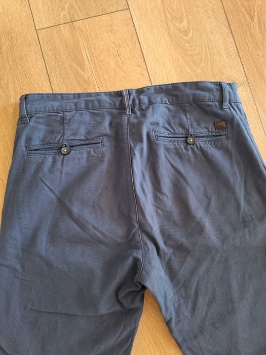 Панталон  мъжки .