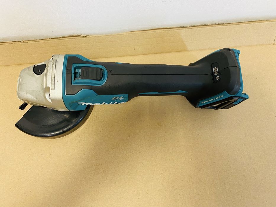 Flex Makita DGA504