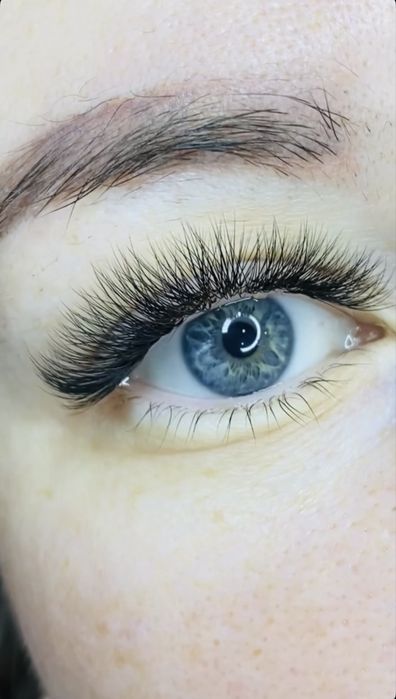 Наращивание ресниц. 5500 тенге