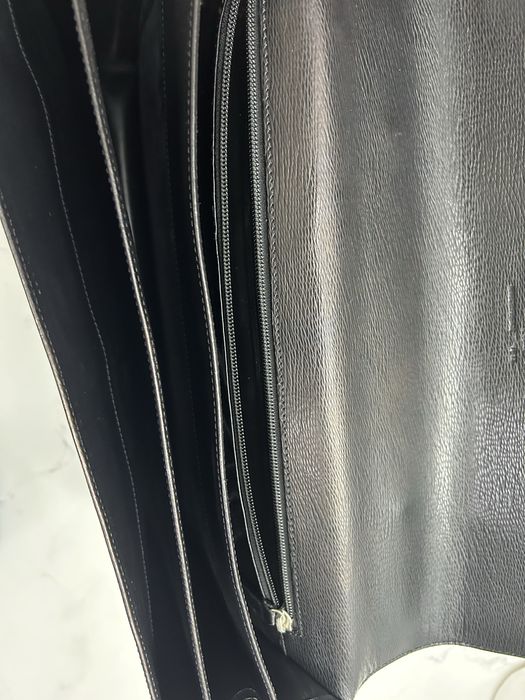 Geanta S.T. Dupont Paris cu defect