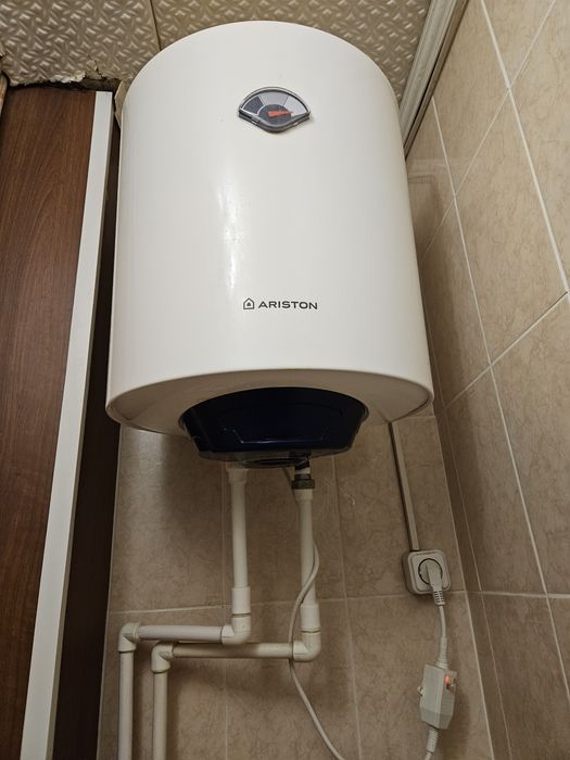 Аристон б/у в хорошом состоянии