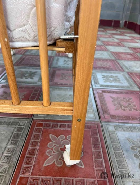 Продам детский манеж