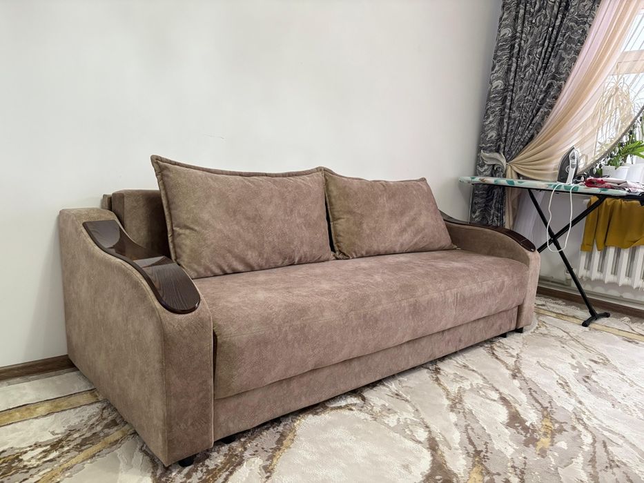 Тез арада срочно диван сатылады