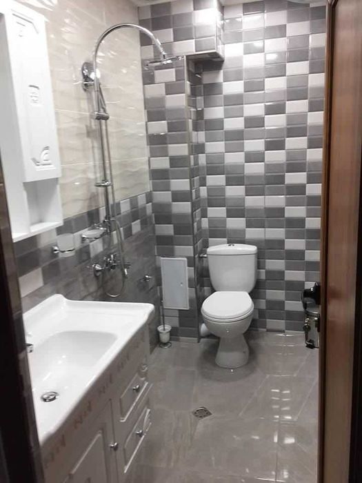 Дава се под наем Тристаен апартамент в Пловдив, Център - 110 кв.м за 714 € - Снимка #10