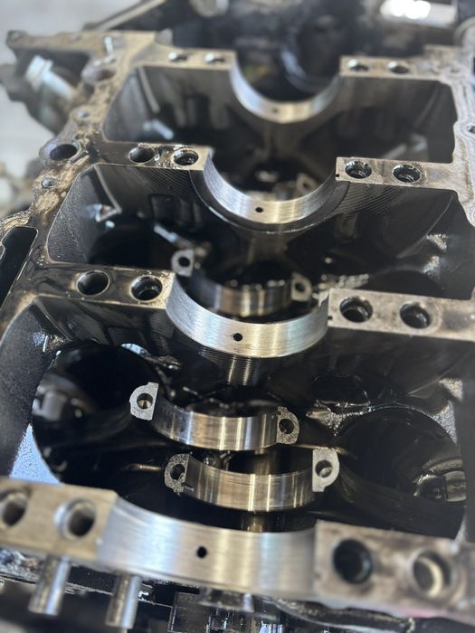 Ппродавам двигател CRT 3.0 TDI на части