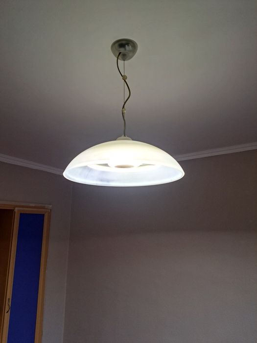 Осветително тяло за таван