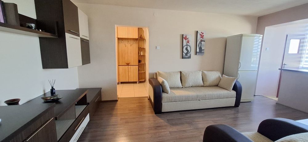 Apartament 2 camere semidecomandat Valea Rosie