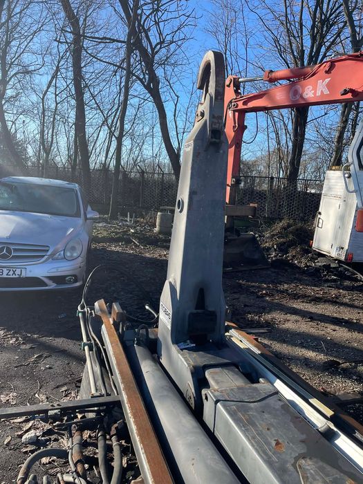 Мултилифт от четири ос (25тона)