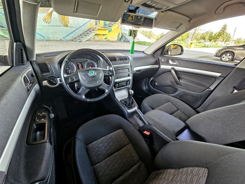 SKODA Octavia 2010 — imagine 6