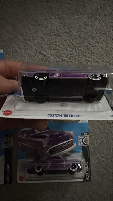 Hot Wheels 1:64 Treasure Hunt Custom 53’ Chevy Macheta