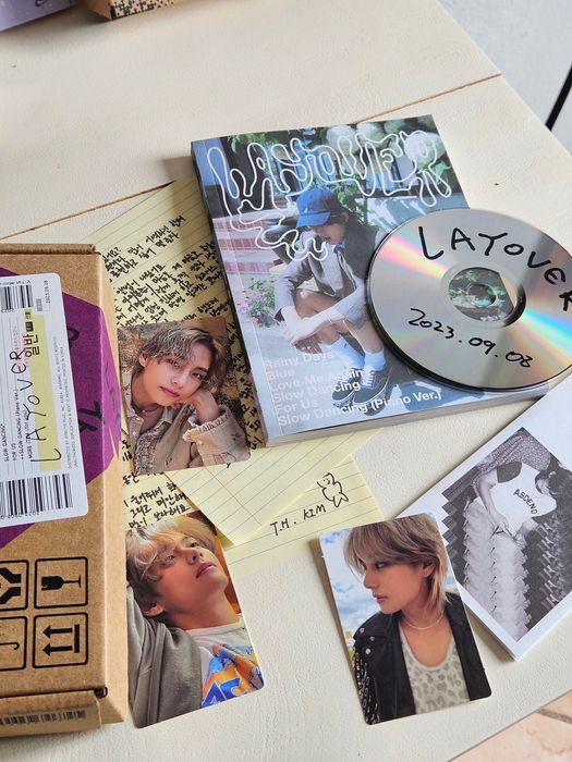 Альбом Layover Ви из BTS