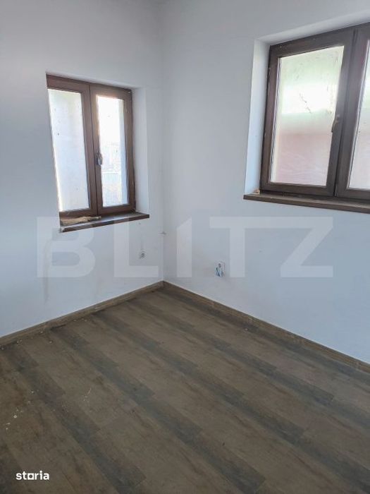 Casa de vanzare, 5 camere, 285 mp - Dej