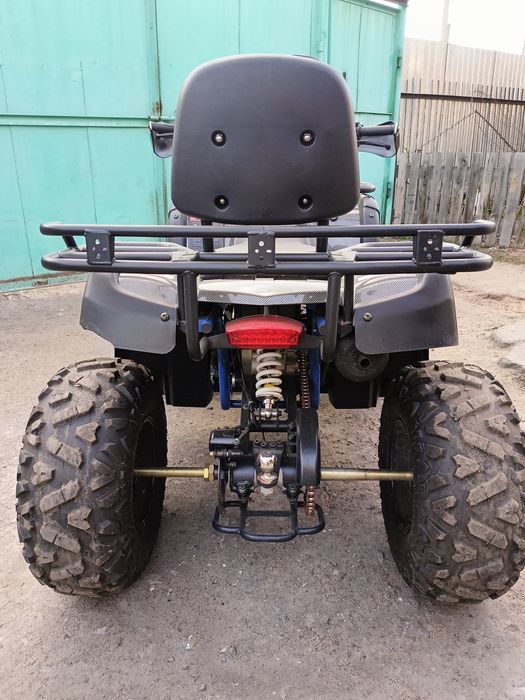 Продам квадрик состояние нового!