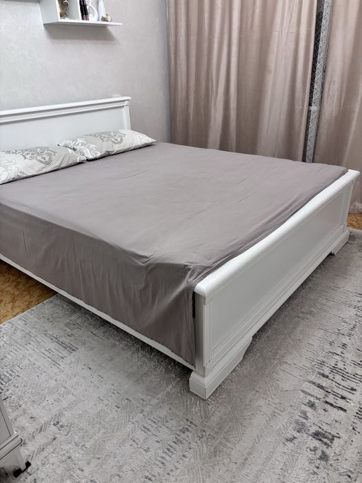 Продам кровать  двухспальная.