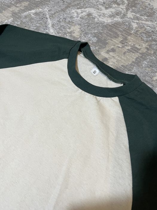 лонгслив S-M с зелеными руковами