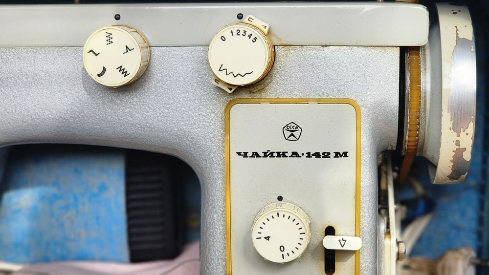 Швейная машина Чайка 142М