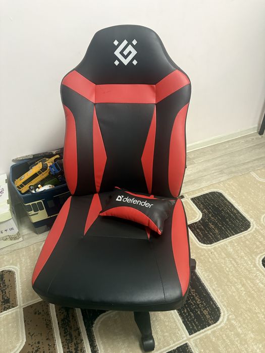 Игровое кресло черный