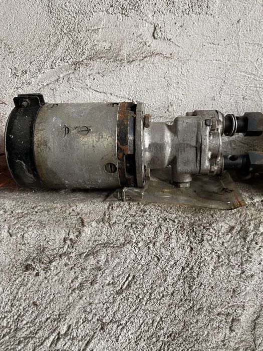 Продам насос для перекачки солярки