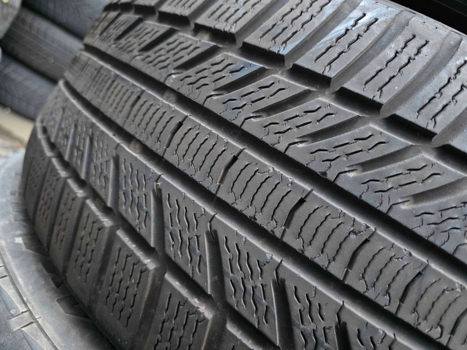 2бр Зимни гуми 225 45 18 - Contienental - DOT 2024