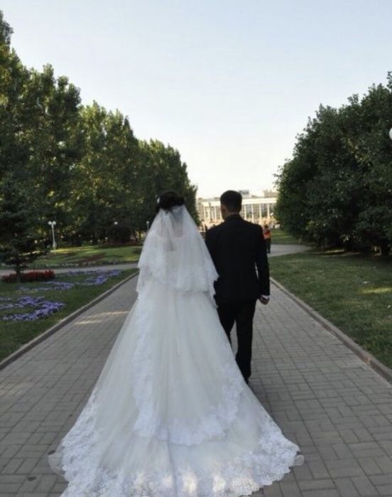 Свадебное платье