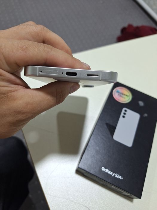 Samsung s24 plus idyal  yangidek  garantiya 5g bor