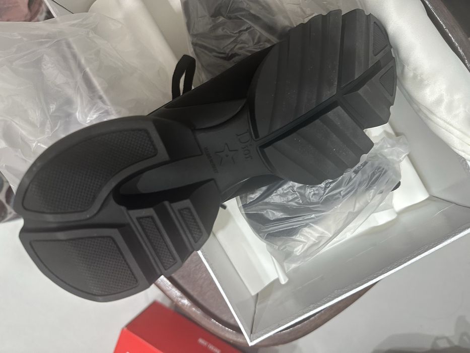 Кроссовки женские Dior