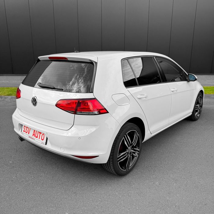 Volkswagen Golf 7 1.2 TSI 105CP Trend Alb Touchscreen Distronic 2014