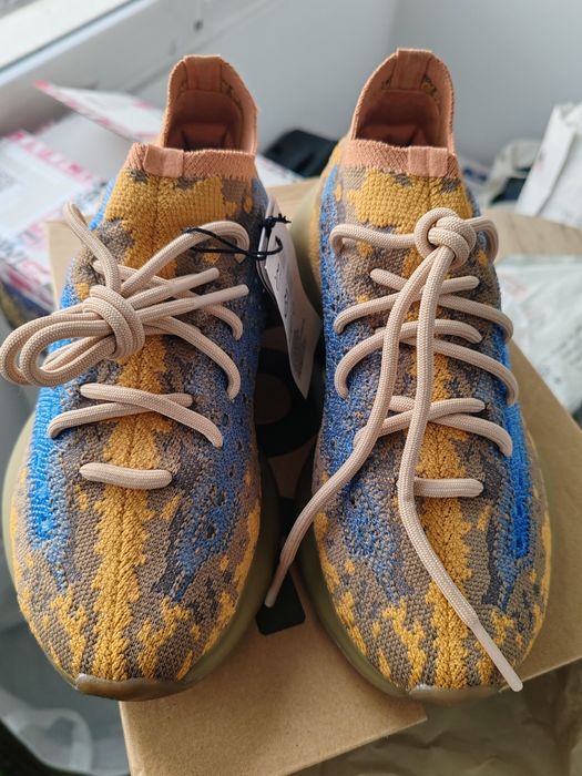 Adidași Yeezy 380 - 40.2/3 - 25.5 cm