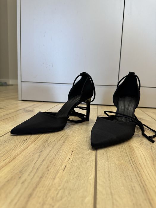 Продам Туфли 35р Астана