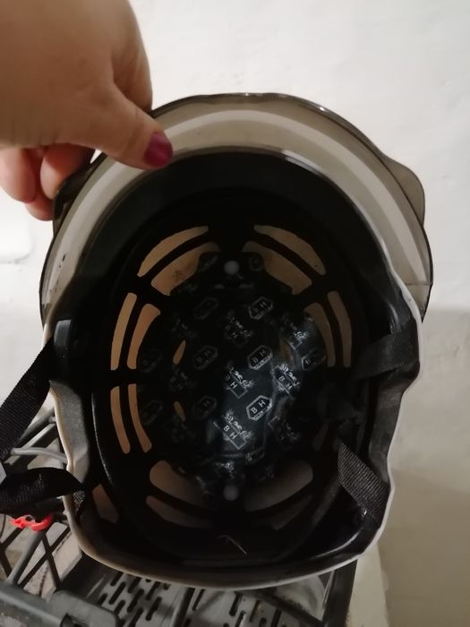 Шлем+корзина для скутера мопеда итд