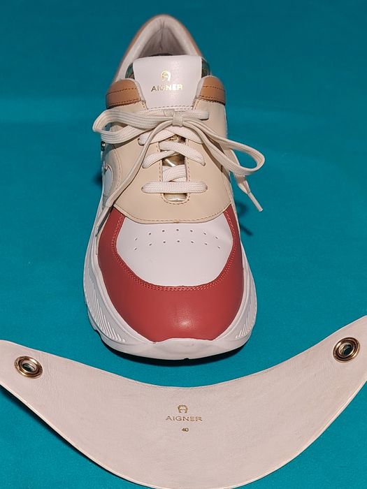 AIGNER Jenny 1 sneakers orifinali din piele  mărimea 40, interior 25,5 cm