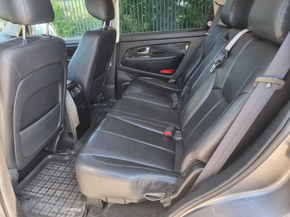 SsangYong Rexton W 2.0 XDI 4x4 (7-местна) от 2013 на 291.000 км