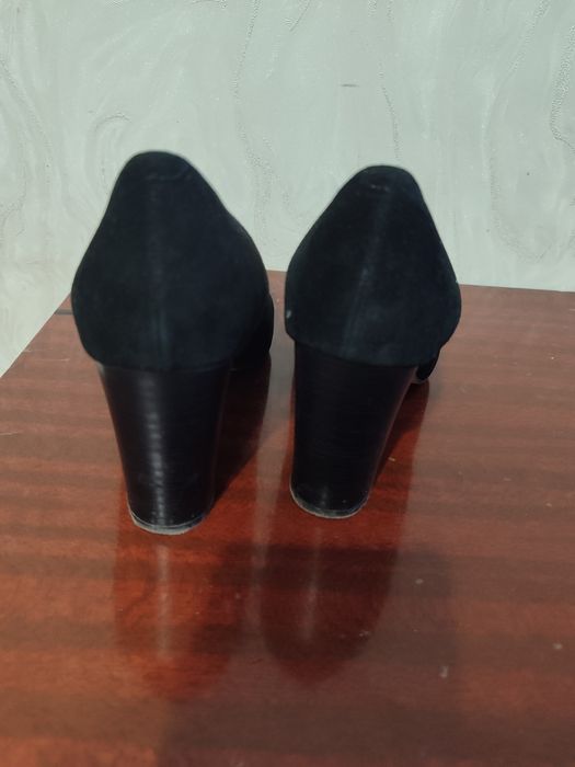 Продам туфли, натуральная замша