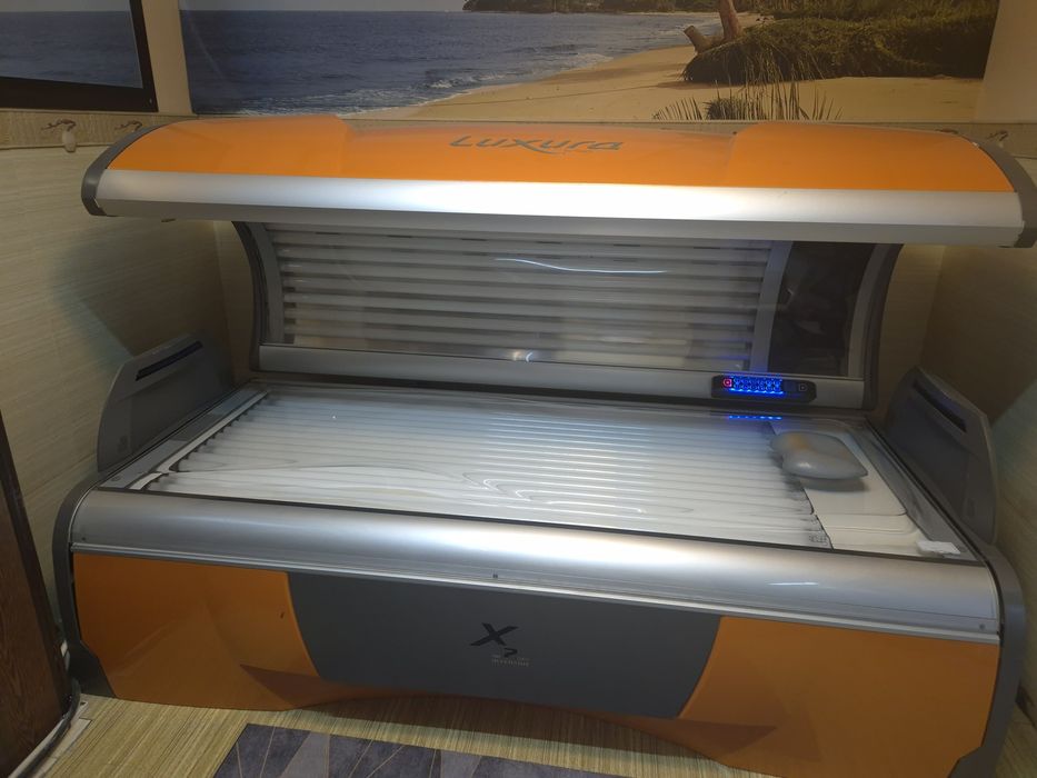 Продам солярий Luxura x7 горизонтальный.