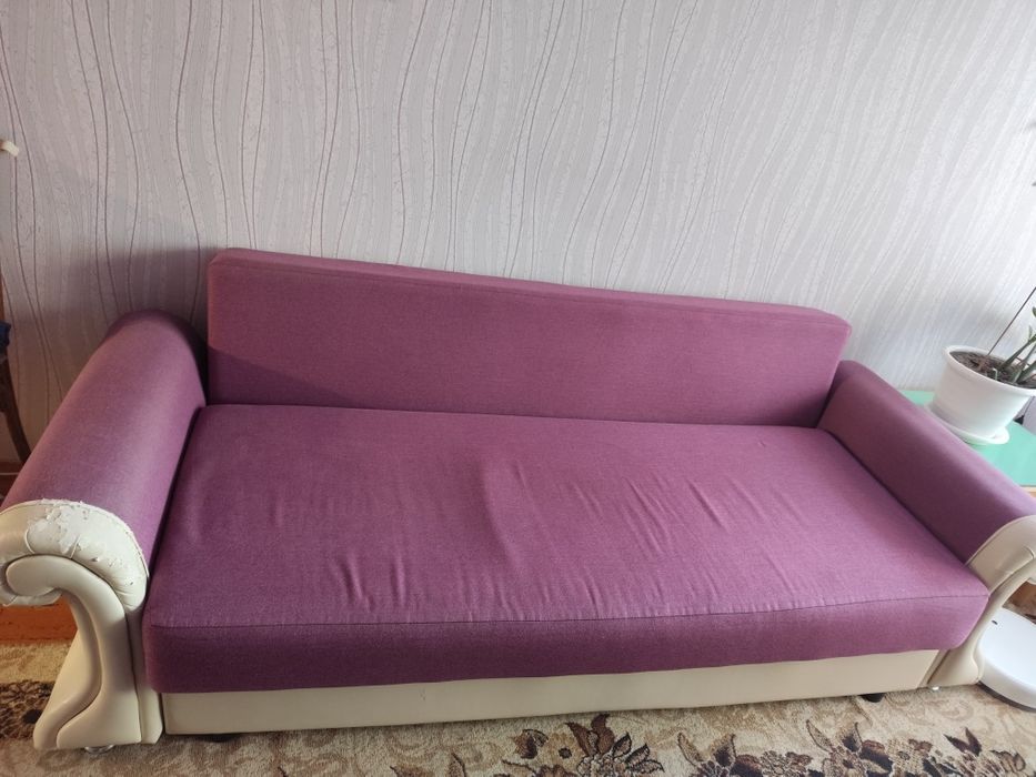 Диван, в нормальном состоянии