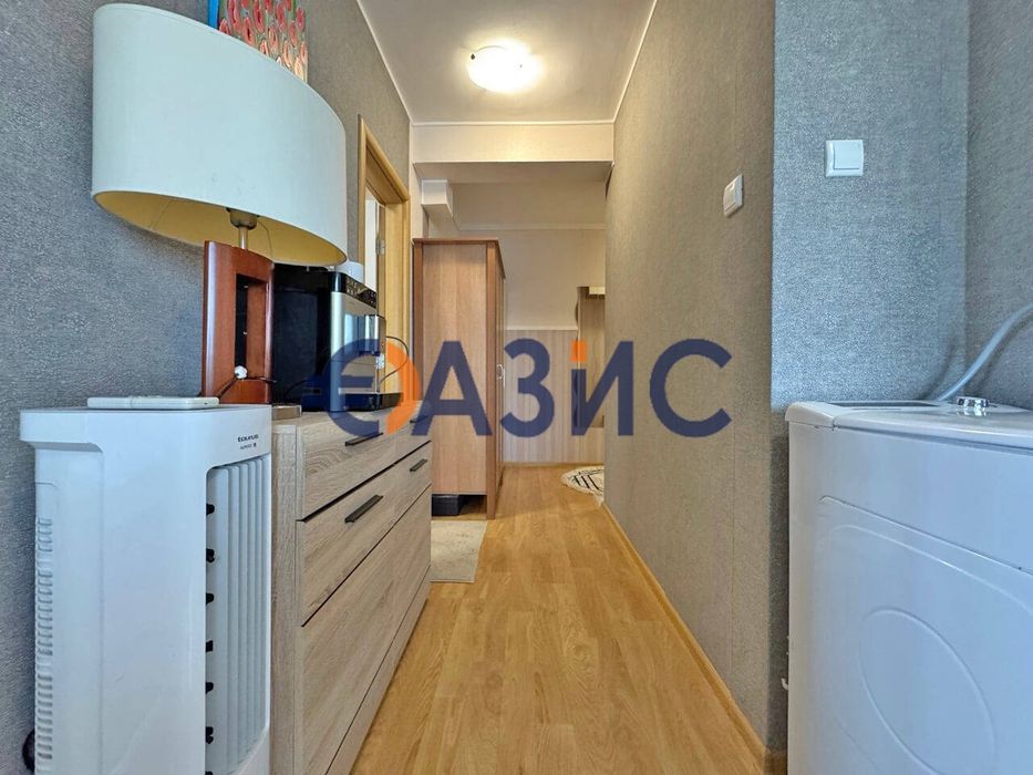 Продава се Двустаен апартамент в к.к. Слънчев бряг - 53 кв.м за 866 €/кв.м - Снимка #10