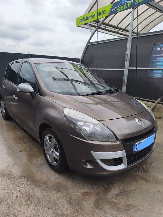 Renault Megane-Scenic III, 2011