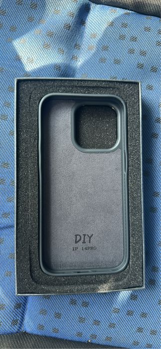 Ел.гръб за Iphone 14 pro