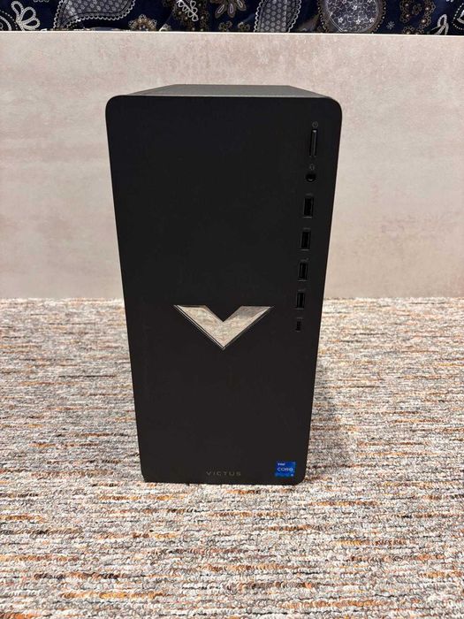Calculator PC Gaming HP victus 15L, i5 14400f, RTX 4060, SSD 1TB
