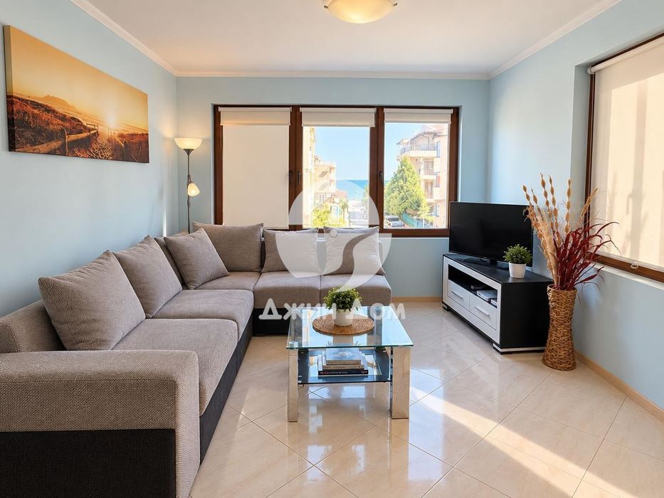Продава се Четиристаен апартамент в с. Равда, Област Бургас - 123 кв.м за 1277 €/кв.м - Снимка #2