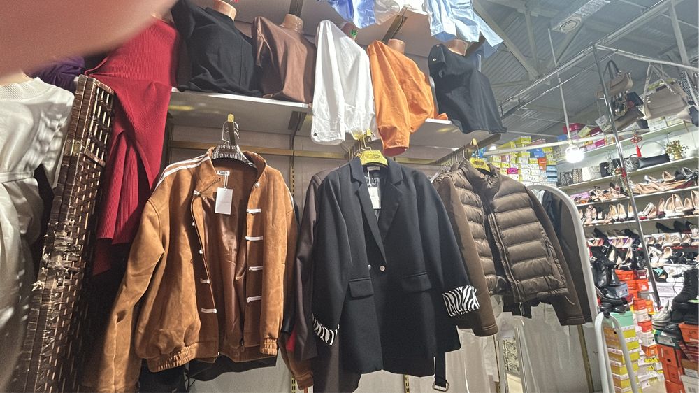 Срочно продам место в ТД Баршылык. Торг есть