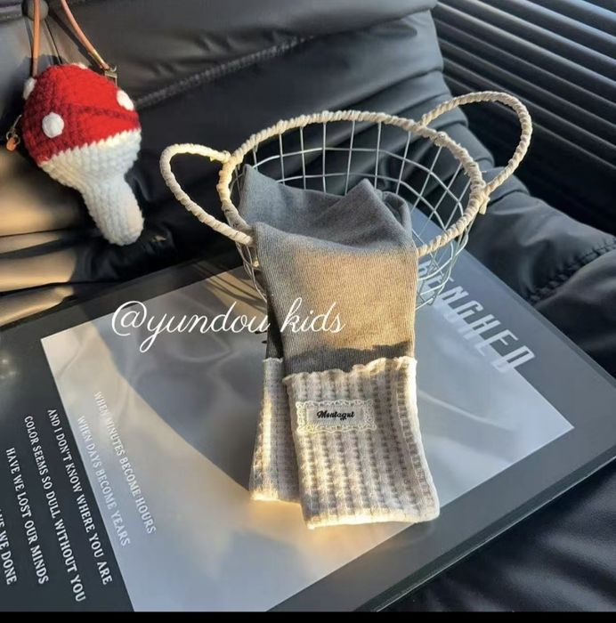 Свитшот с леггинсами. Костюм для девочки