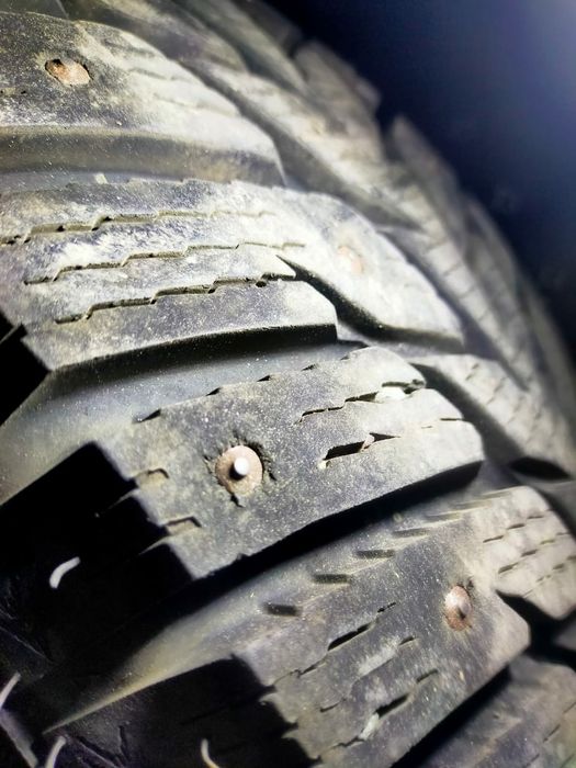 Шины 235/70/16 kapsen зима шипы