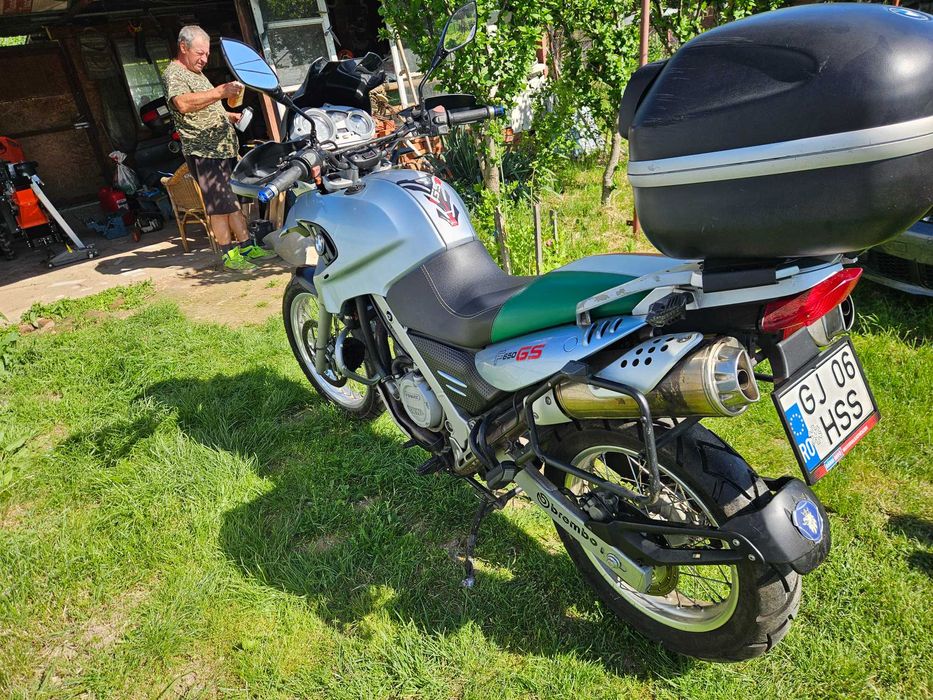 Vand motocicleta marca BMW F 650 GS