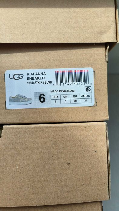 UGG Alanna - 38 - NOI - 150 lei - piele