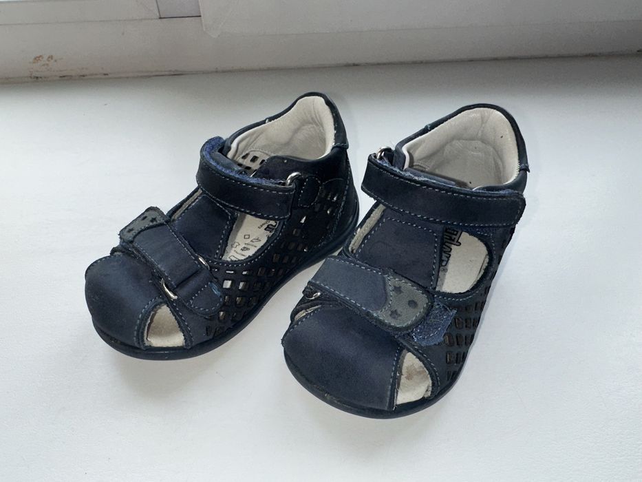 Продам сандали Tiflani