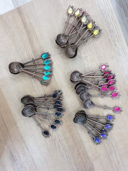 Лъжички - Хюррем Султан. Цена за бройка 4лв.